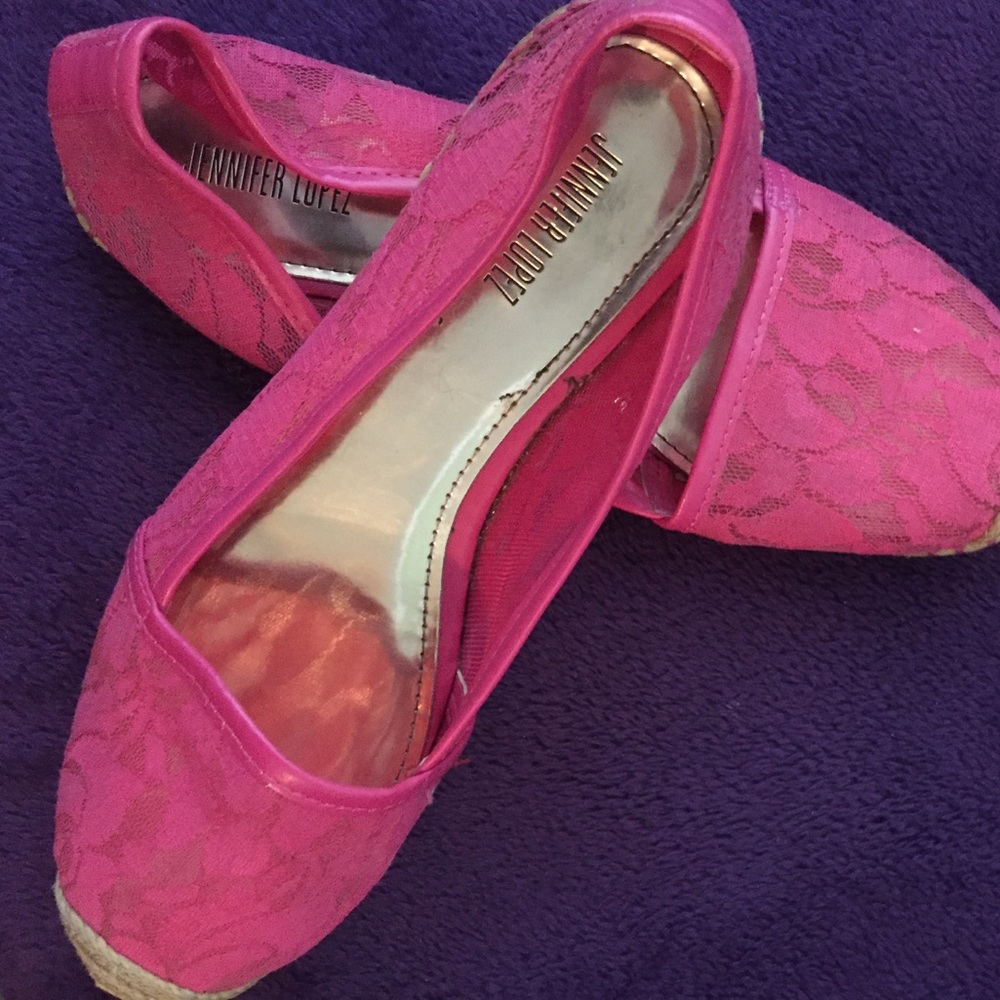 Jennifer Lopez Pink Lace Espadrilles
